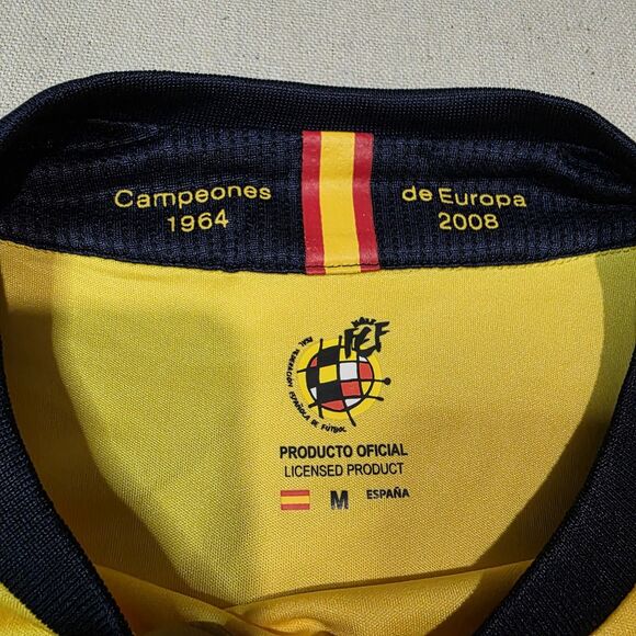 FEF IKER CASILLAS SPAIN NATIONAL TEAM RARE VINTAGE SOCCER  FUTBOL JERSEY SIZE M - Picture 5 of 7